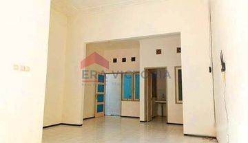 Rumah Bagus Unfurnished HGB di Blimbing, Malang