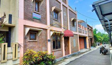 Jual Rumah Kost Cantik Harga Nego Di Kawasan Kampus Di Jogja