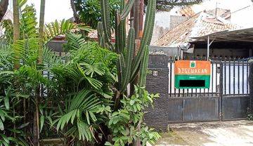 Rumah Dengan Study Room Di Menteng Jakarta Pusat