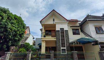 Rumah dalam perumahan dekat kampus Ugm Jakal Km 6
