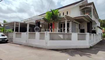 Rumah Mewah Posisi Hook Istimewa Bakungan