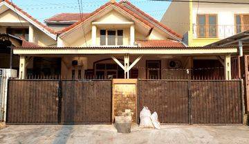 Taman Harapan Baru Semifurnished Siap Huni Strategis k0988 