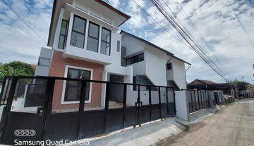 Rumah baru harga termurah di Jalan peta Buahbatu 2 Lantai SHM