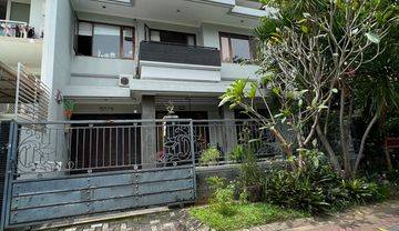 Citraland 2 Lantai Minimalis Dekat Gwalk Depan Taman