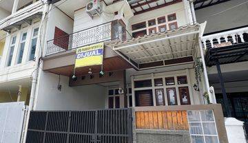 Rumah 2 Lantai Sangat Nyaman, Lokasi Sarijadi Dekat Setraduta