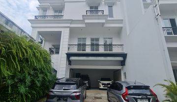 TOWN HOUSE EXCLUSIVE  MANSION 8  LEBAK BULUS