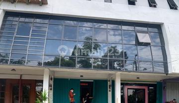 Ruko di Jl.setrasari Dekat Tol Pasteur Bandung, Bandung Bagus
