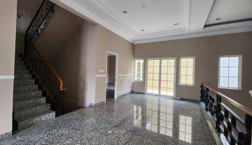 Rumah bagus disewakan di lokasi premium blok m