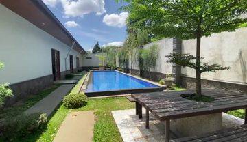 Rumah Lux Sayap Cipaganti Bandung