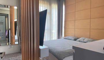 Rumah Dekat Lapangan Golf di Lokacitra Kota Baru Parahyangan