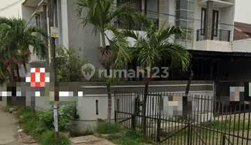 Dijual Rumah Hook 2 Lantai di Harapan Indah 1 Bekasi