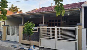 Dijual Rumah Minimalis *BARU RENOVASI*
Lokasi Perum Wisma Bungurasih
Waru Sidoarjo
_(Alamat Sidoarjo - Akses surabaya)