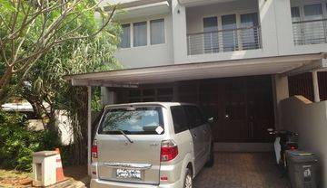 Excellent Modern 2 Storey House In A Compound With 3 Cozy BR At Cipete Area