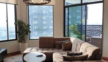 Penthouse With Beautiful City View And 4+1 Comfortable Bedrooms At Permata Gandaria