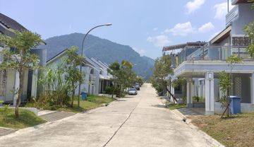 Disewakan kini house siap Huni view gunung pancar lokasi di sentul city 