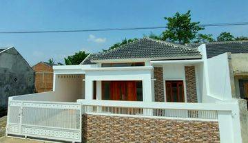 Rumah minimalis dan bebas banjir di jl. terusan cibaduyut