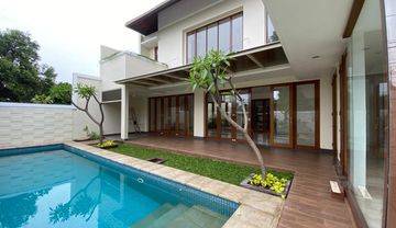 Tropical Modern House With Pool In Quiet Area Cilandak