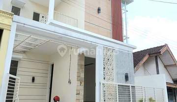 Rumah Baru 2lantai Malang Kota