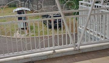 Dijual Cepat Rumah Daerah Kota Wisata Kondisi Bagus 