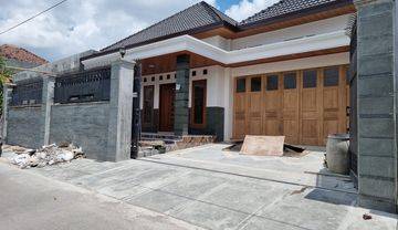 Rumah Mewah 321m2 Gress Banget Finishing Solo