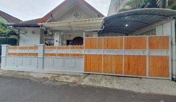 RUMAH CANTIK DI DEKAT KAMPUS UAD TERPADU DAN RSUD WIROSABAN KODYA JOGJAKARTA