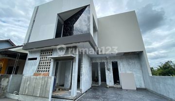Rumah Baru Modern Minimalis 2 Lantai Dalam Perumahan JL. Palagan Km. 6
