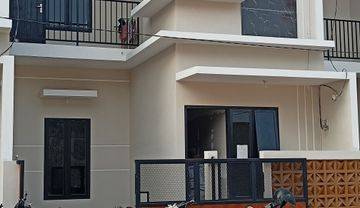 Rumah cantik murah cluster hook Rungkut bisa KPR 