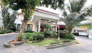 Mewah, Bagus, Terawat Cocok Untuk Hunian Expat Atau Kantor Di Cipete