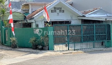 Rumah Lama, Hitung Tanah, Akses 2 Mobil, Dekat Mrt Cipete, Cocok U Bangun Baru