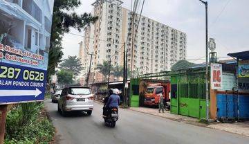 Rumah di Jl. Jambore-Puti Tunggal