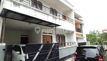 Rumah 2 lantai gunungbatu