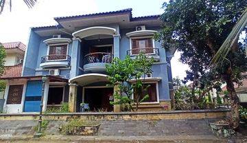 RUMAH DI PERUMAHAN ELIT DKT MALIOBORO