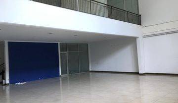 Omg Area Tenang... Ruang Usaha Ex Showroom Hitung Tanah Di Setiabudi Bandung