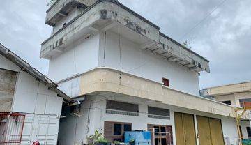 Hunian Full Furnished Plus Bengkel Kavling Pagebangan 