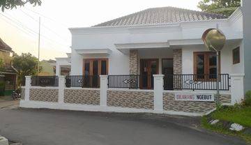 Rumah Baru Siap Huni 3 Kamar Tidur Dalam Komplek Dekat Pemda Sleman