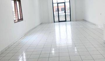 Dijual Ruko Baru Renov Siap Pakai di Mainroad Kopo Leuwi Panjang