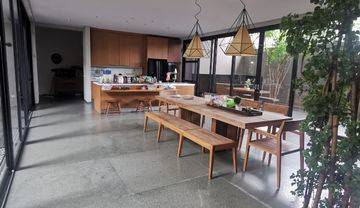 Rumah Mewah Full Furnish Di Alam Sutera Tangerang