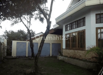 RUMAH CCK KANTOR IT / RUMAH TINGGAL DKT TUGU JOGJA