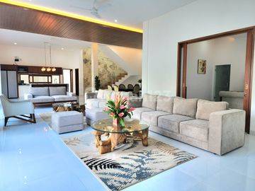 Villa Strategis Middle East Kerobokan Seminyak Bali