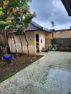 Villa Jual Lokasi Cwmagi
