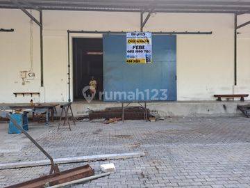Gudang Baru di Mataram
