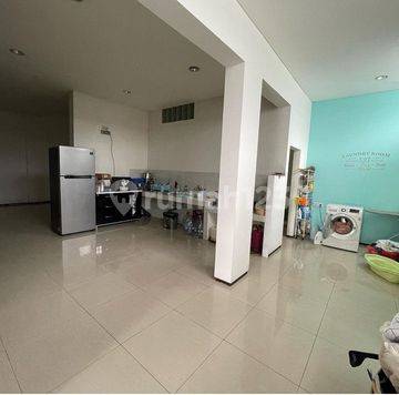 Rumah lux dijual di Garuda SHM Bagus Barat