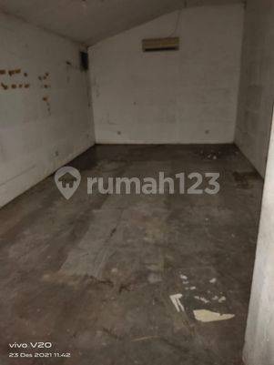 DISEWAKAN GUDANG DIMELAWAI KEBAYORAN BARU JKT SELATAN 