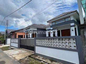 Rumah di Jl. Tabrani Ahmad, Istana Rizki Residence
