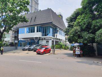 Dijual Gedung Perkantoran di Jl Wolter Mongonsidi Kebayoran