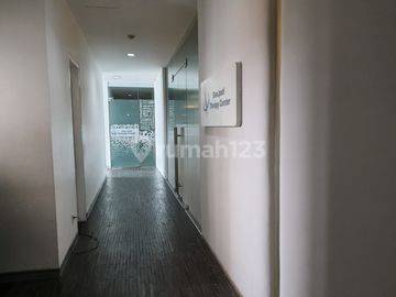 Dijual Gedung Perkantoran di Jl Wolter Mongonsidi Kebayoran