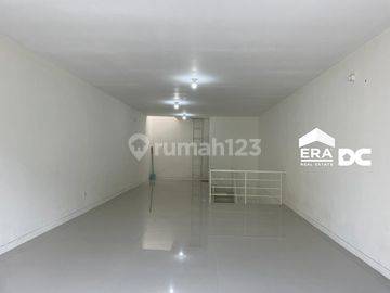 Ruko baru strategis tengah kota Semarang siap pakai dekat kampus Unimus Undip dekat perumahan cluster dekat RS Primaya disewakan di Citragrand Sambiroto Tembalang Semarang selatan