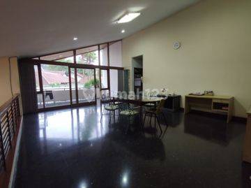Disewakan Rumah/Tempat Usaha Ciumbuleuit Mainroad