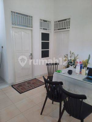 Di jual rumah 1,5 lt di  Gading Serpong