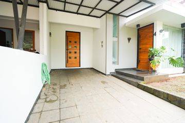 Rumah Bebas Banjir Di Qb Townhouse Ciputat Harga Nego Siap Kpr